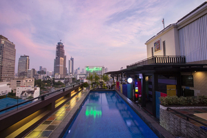 1O1 URBAN Jakarta Thamrin Hotels
