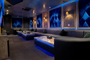 Barcode Ultra Lounge PIK