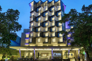 Holiday Inn Express Jakarta Wahid Hasyim by IHG