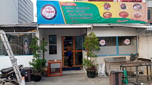 Mae Hanu Resto & Cafe