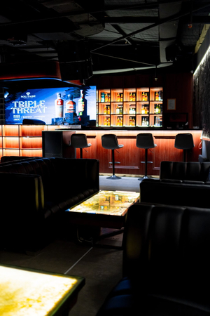 Solitaire Billiard & Bar
