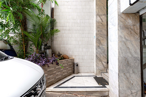 Urbanview Hotel P Residence Asemka