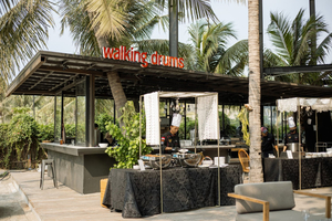 Walking Drums Ancol - Beachfront Seafood BBQ Restaurant