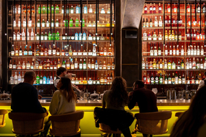 Bar 22
