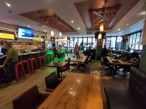 Bistro Bar