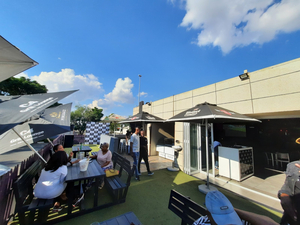 C4 Grill Lounge