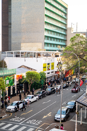 Play Braam