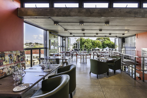 Vuyos Restaurant