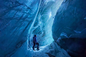 Almaty: Glacier & Ice Cave Private Hiking Tour