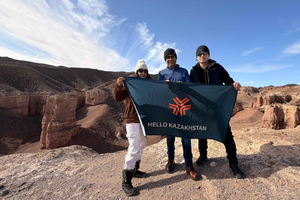 Canyon de Charyn : visite privative des paysages martiens