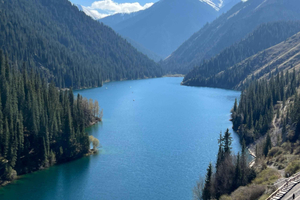 Almatysta: Kolsai Lakes, Black Canyon, Charyn Canyon Tour