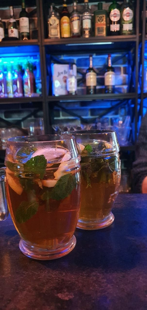 Bar V Almaty Kak Nado