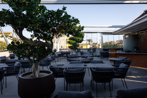 Hi-Res - High Restaurant & Terrace Lounge