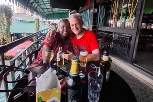 Mombasa efter mörkrets inbrott: Street food, ölprovning och pubrundtur