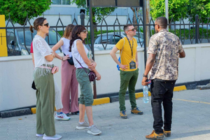 Nairobi: Guided Sightseeing City Tour & Kibera Slum Tapestry