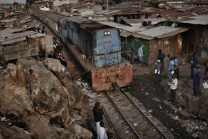 Nairobi: Kibera Slum & National Museum Private Tour