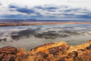 Nairobi: safari de 2 días en el lago Magadi con ruta de senderismo y aguas termales