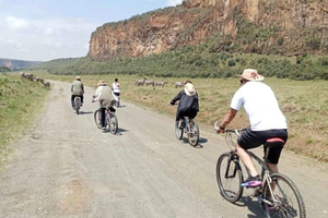 Nairobi: Båtsafari på Naivashasjøen og Hell's Gate-tur