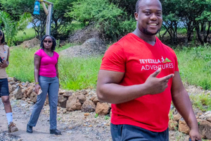 Nairobi: Markets & Downtown Tour with Strongest Man
