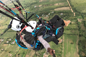 Parapente biplaza con grabación gratuita con GoPro desde Nairobi.
