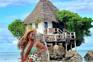 Zanzibar: Jozani Forest, Salaam Cave & The Rock Restaurant