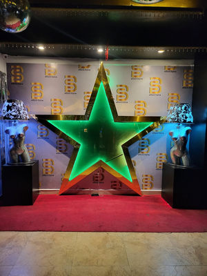 BLACK STARS Club & Lounge