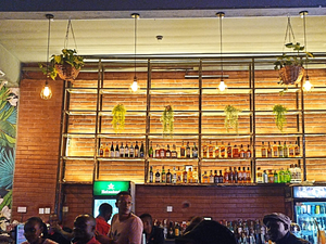 Number 7 Cocktail bar