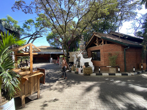 Parklands Shade Hotel K1 Clubhouse