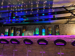 Tipsy Bar & Lounge