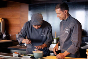 Japanischer Kochkurs mit Küchenchef Daniel im W Samui