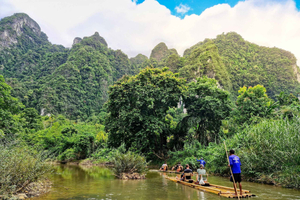 Khao Sok : radeau en bambou, temple des singes et point de vue