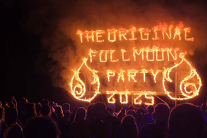 Koh Samui: Full Moon Party Tickets with Round-Trip Transfer