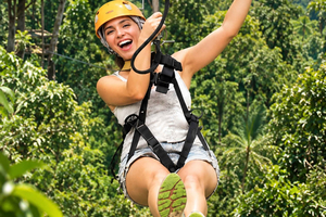 Zipline- und Abseil-Abenteuer mit Transfer