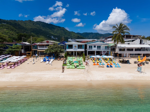 Aidan Beachfront Suites