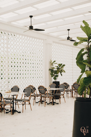 Eva Café & Restaurant