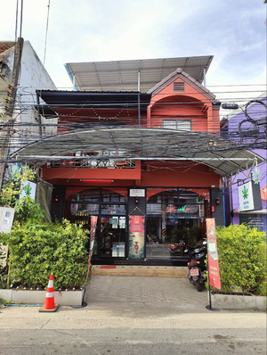 Grow High Maenam Weed Store