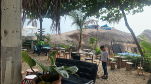 Holiday Beach Club