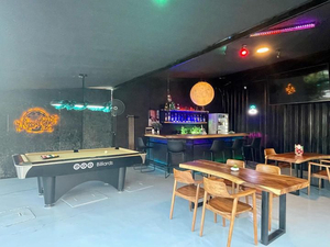 MoonNight Bar