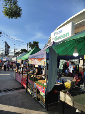 Plaza the Green Night Market
