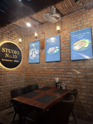 Studio No.10 Restaurant Bistro