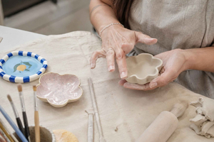 Kraków: Workshop i lufttorkande lera – skulptera, måla och ta med hem