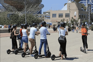 Tour met elektrische step: volledige tour (oude stad en Joodse wijk)