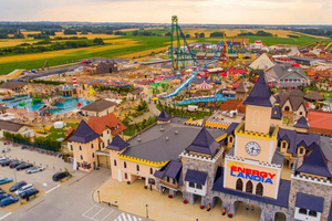 From Krakow: Energylandia Amusement Park (transfer + ticket)