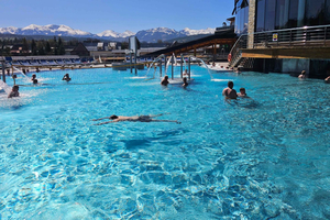 From Krakow: Zakopane & Thermal Springs Day Trip with Pickup