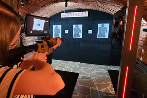 Krakow: Axe Mate Club Shooting Range Entry Ticket