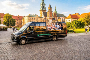 Stadstur i cabriobuss i Krakow med liveguide, vodka och pierogi