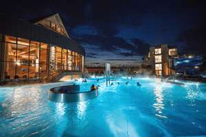 Krakow: Chochołowskie Thermal Baths Transfer & Ticket Option