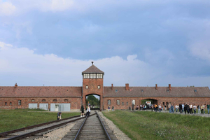 Krakow: Płaszów Concentration Camp Guided Tour