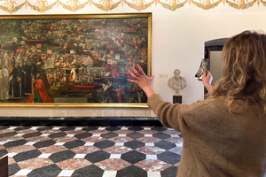 Krakow: Wawel Castle Guided Tour