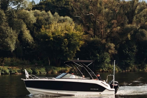 Motorboat excursion to Tyniec: Benedictine Abbey and a gourmet break